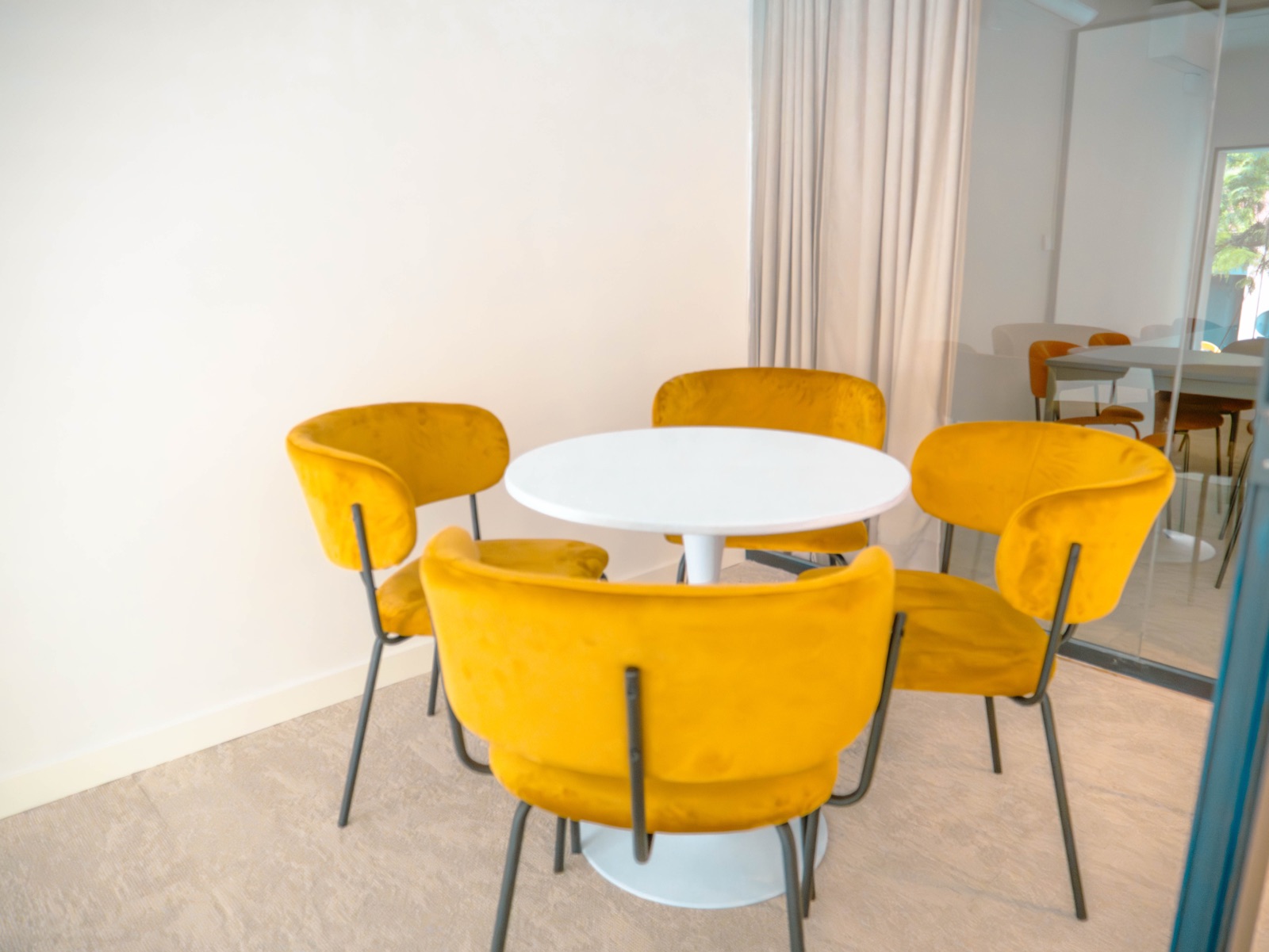 Sala S de B58 Coworking — 3 personas